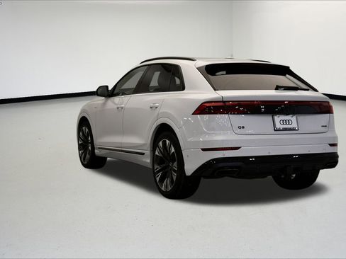 New 2026 Audi Q8 Premium Plus image 3