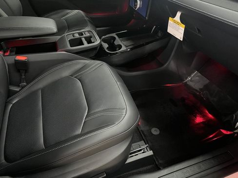 Used 2025 Ford Mustang Mach-E Premium image 14