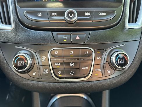 Certified 2025 Chevrolet Malibu LT image 28