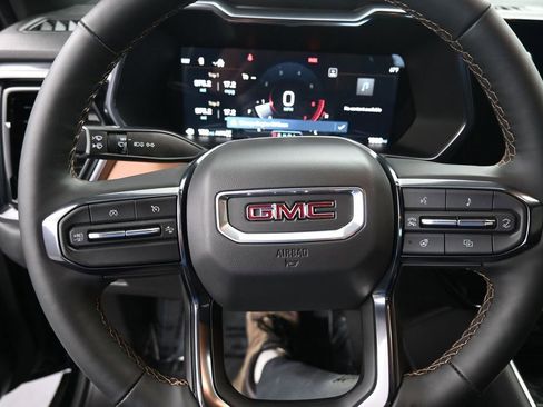 Used 2025 GMC Canyon AT4 w/ Nightfall Edition AWD/4WD image 37