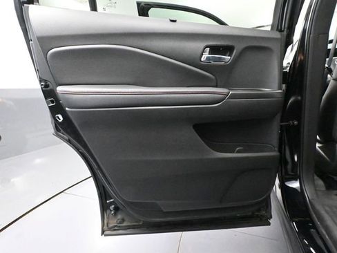 Used 2022 Honda Pilot Elite image 37