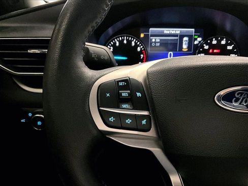 Certified 2024 Ford Explorer XLT w/ Equipment Group 202A image 17