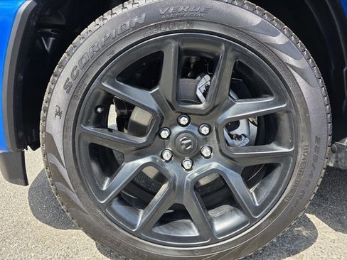 Used 2026 RAM 1500 Laramie w/ Night Edition AWD/4WD image 4