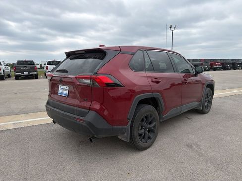 Used 2024 Toyota RAV4 LE image 5