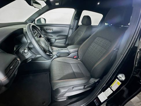 Used 2025 Honda HR-V Sport image 13