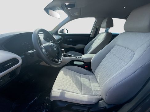 Used 2025 Honda HR-V LX image 14