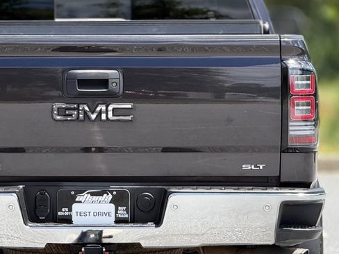 Used 2015 GMC Sierra 1500 SLT w/ SLT Crew Cab Value Package AWD/4WD image 17
