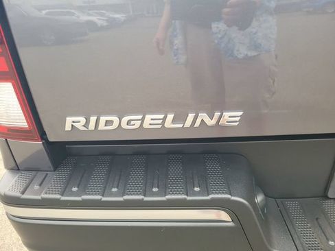 Used 2017 Honda Ridgeline RTL image 10