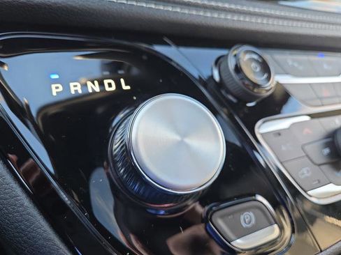 New 2026 Chrysler Pacifica Limited w/ S Appearance Package image 22