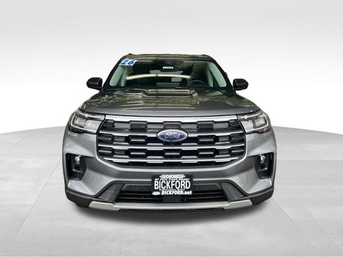 Used 2026 Ford Explorer Active w/ Active Comfort Package AWD/4WD image 6