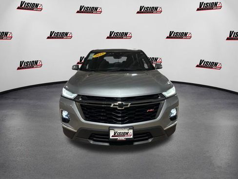 Used 2023 Chevrolet Traverse RS AWD/4WD image 2