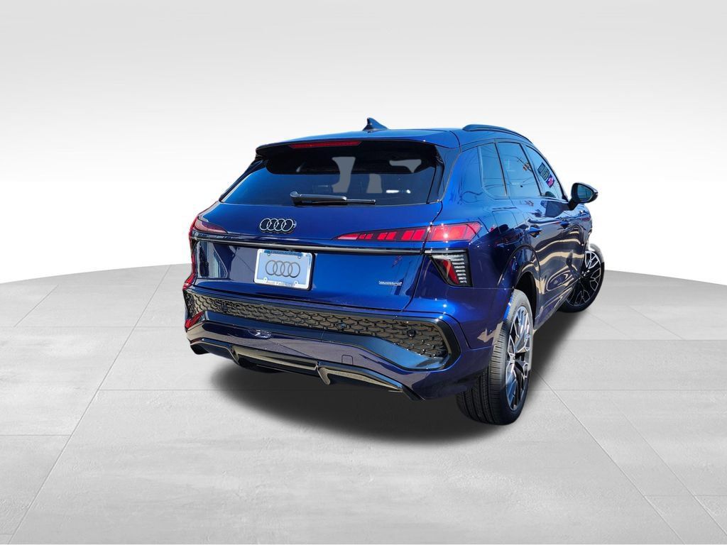 New 2026 Audi Q3 quattro 2.0T AWD/4WD image 9