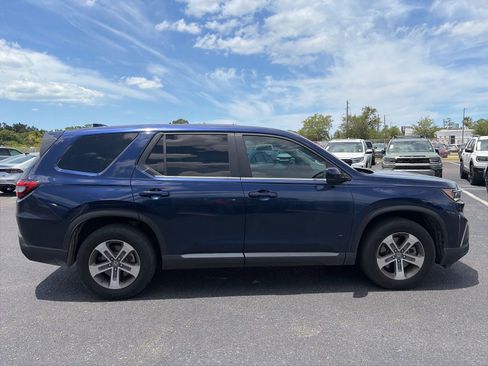 Used 2023 Honda Pilot EX-L image 8