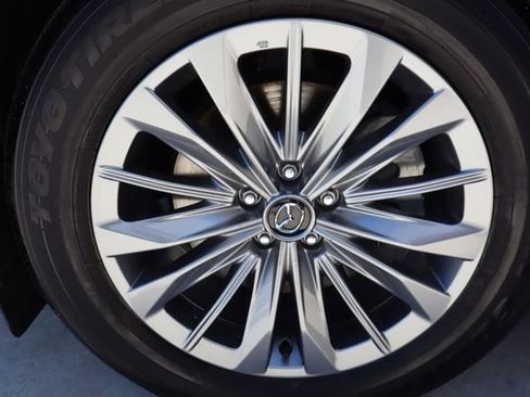 Used 2024 MAZDA CX-90 Plug-In Hybrid w/ Preferred AWD/4WD image 43