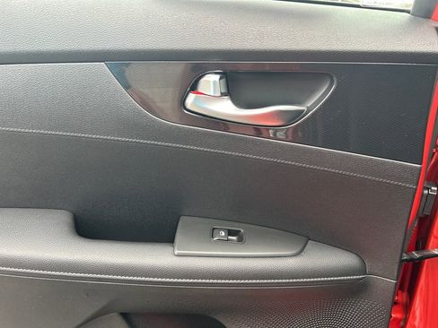 Used 2022 Kia Forte GT-Line w/ GT-Line Technology Package image 21