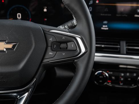 New 2026 Chevrolet Trax LT w/ Driver Confidence Package image 20