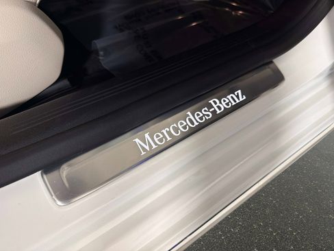 Used 2026 Mercedes-Benz E 350 4MATIC Sedan image 23