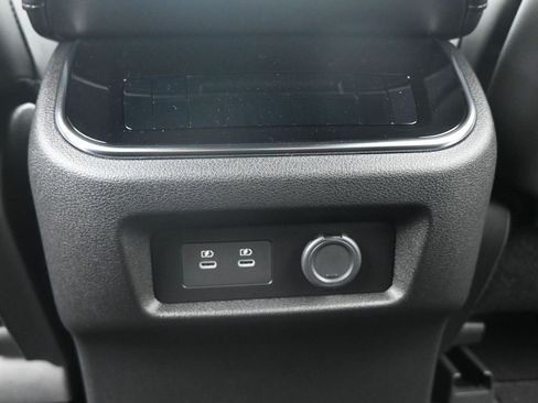 New 2026 Nissan Armada Platinum image 12