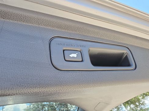 Used 2021 Honda Odyssey Touring image 11