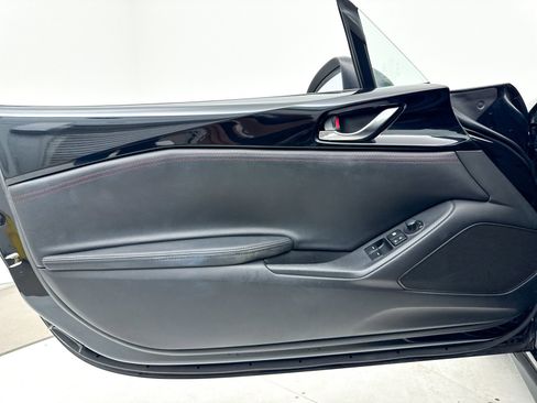 Used 2019 MAZDA MX-5 Miata Club w/ Brembo/BBS Recaro Package image 32