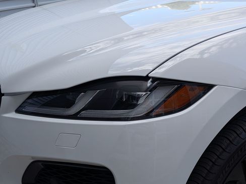 Used 2026 Jaguar F-PACE R-Dynamic S AWD/4WD image 12