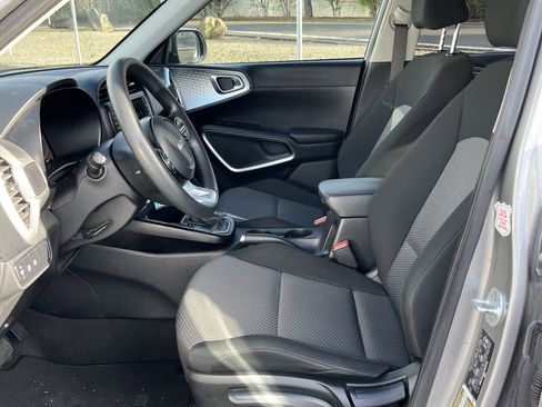 Used 2023 Kia Soul LX w/ Option Group 015 image 10