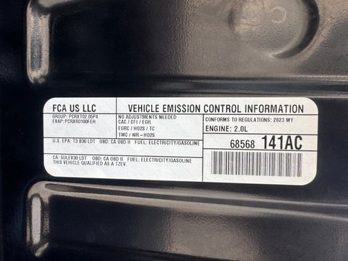 Used 2023 Jeep Grand Cherokee Summit AWD/4WD image 18