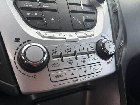Used 2011 Chevrolet Equinox LT AWD/4WD image 26