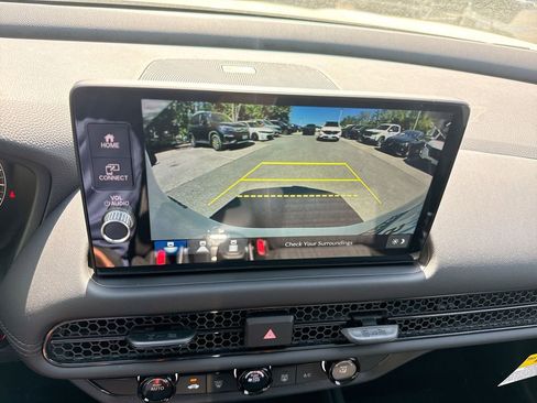 New 2026 Honda HR-V LX image 24