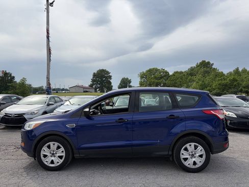Used 2016 Ford Escape S FWD image 3