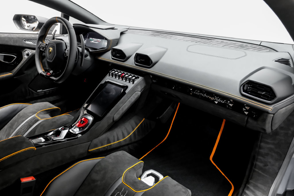 Used 2024 Lamborghini Huracan Sterrato AWD/4WD image 13