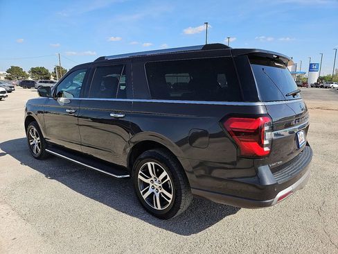 Used 2022 Ford Expedition Max Limited image 4