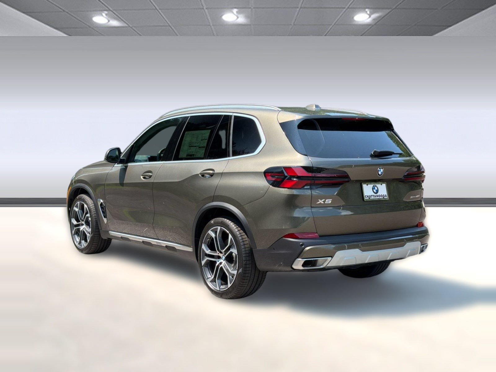 Used 2026 BMW X5 xDrive40i AWD/4WD image 3