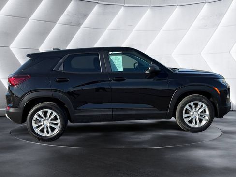 Certified 2023 Chevrolet TrailBlazer LS FWD image 6