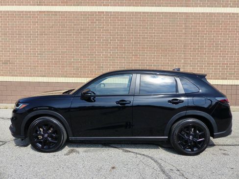 Used 2024 Honda HR-V Sport image 6