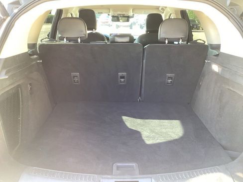 Used 2023 Lincoln Corsair FWD image 10