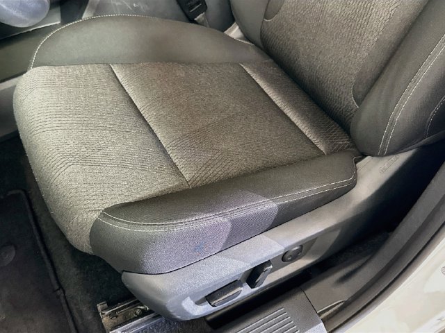Used 2024 Nissan Rogue SV FWD image 20