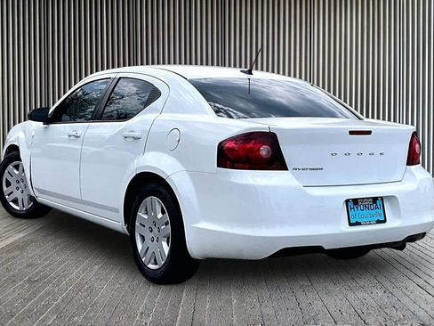 Used 2013 Dodge Avenger SE FWD image 3