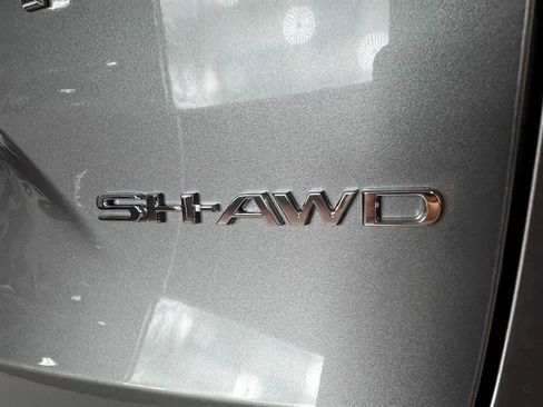 Used 2025 Acura RDX SH-AWD image 6