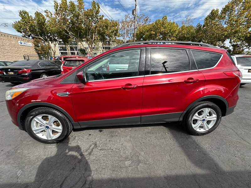 Used 2015 Ford Escape SE w/ Equipment Group 201A FWD image 8