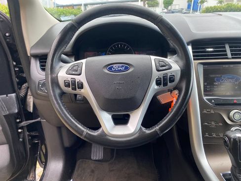 Used 2013 Ford Edge SEL FWD image 32