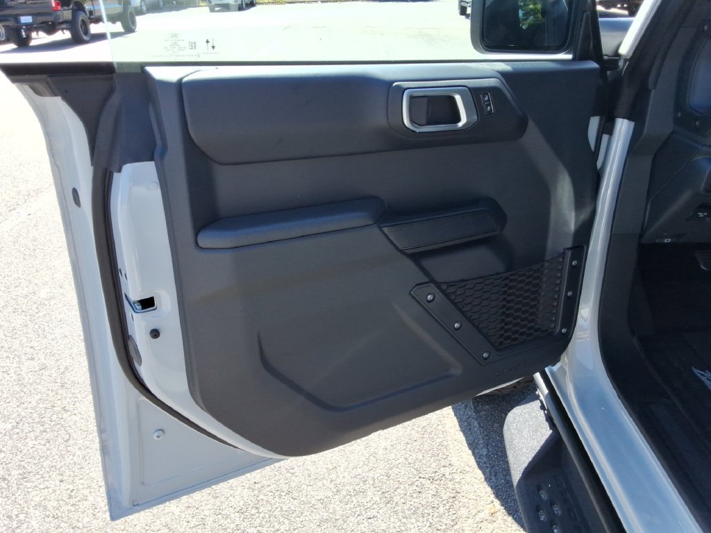 Used 2026 Ford Bronco Badlands w/ Sasquatch Package AWD/4WD image 25