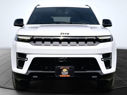 New 2026 Jeep Grand Wagoneer L Limited AWD/4WD image 6