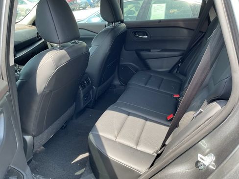 Used 2023 Nissan Rogue SV w/ SV Premium B Package AWD/4WD image 10