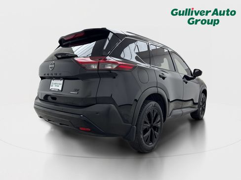 Used 2023 Nissan Rogue SV w/ SV Premium B Package FWD image 8