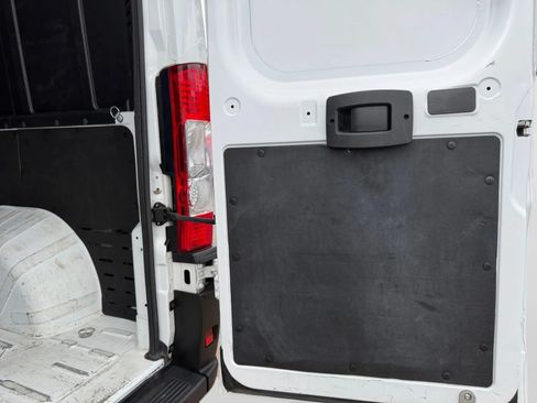Used 2023 RAM ProMaster 2500 FWD image 28