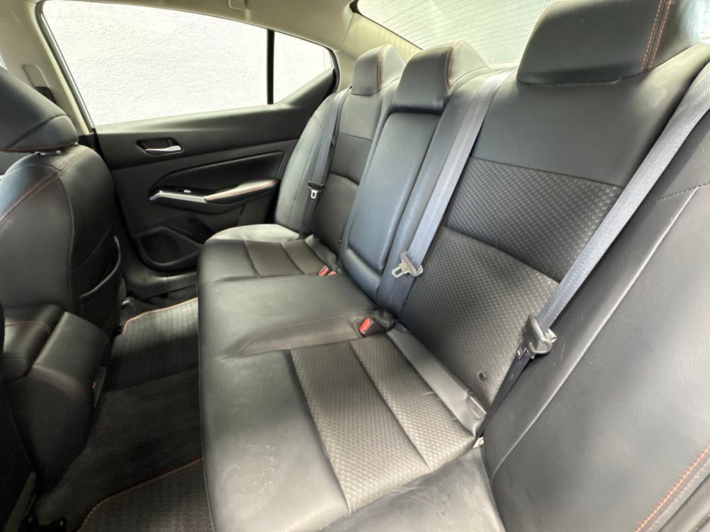 Used 2024 Nissan Altima 2.5 SR FWD image 19