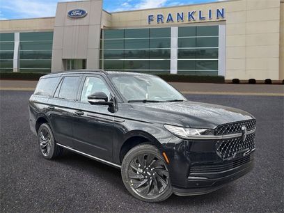 New 2025 Lincoln Navigator Reserve w/ Jet Appearance Package