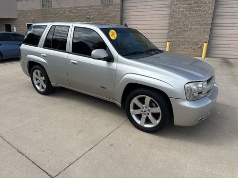 Used 2008 Chevrolet TrailBlazer SS w/ Sun And 6-Disc Cd Package AWD/4WD image 38