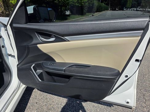 Used 2018 Honda Civic LX image 27